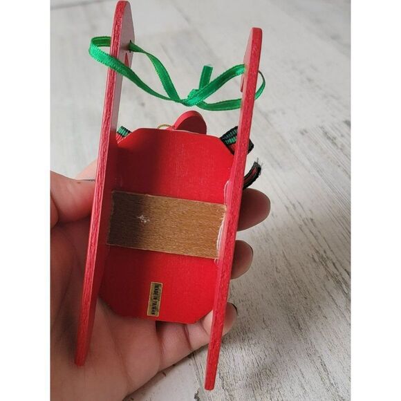 Red wooden mini mistletoe Bells sled ornament Xmas decor - Picture 4 of 5